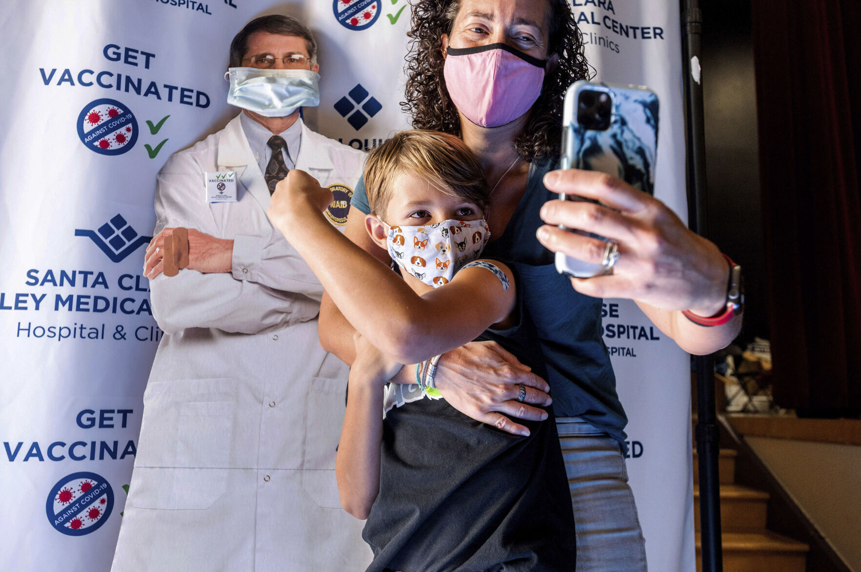 APTOPIX Virus Outbreak Kids Vaccine